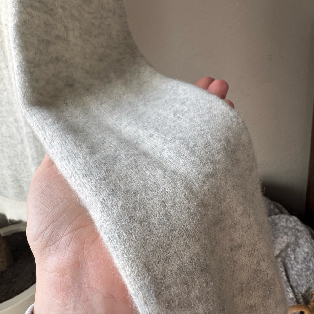 Derek Lam 10 Crosby - Women's Gray Cashmere Sweater - Picture 11 of 12